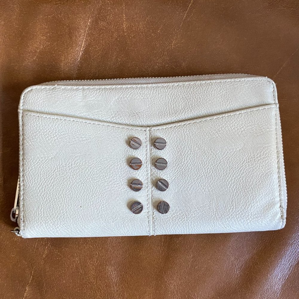 OLIVIA + JOY Beige Studded Wallet Cell Phone Cover Organizer